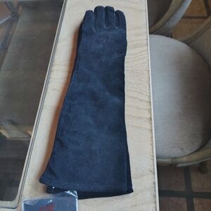 Elegant Black Suede Men's Gloves